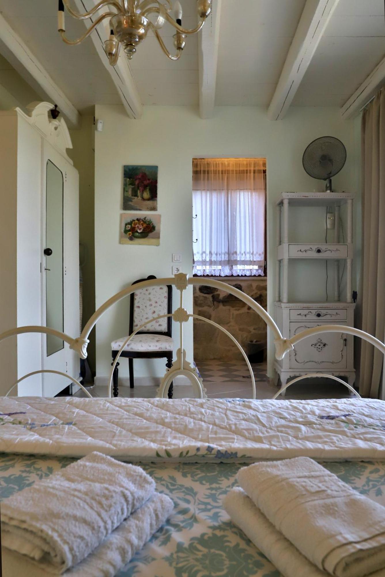 Petite Olive House Villa Szitía Kültér fotó